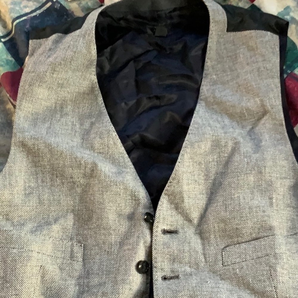 Blue linen suit by crew.